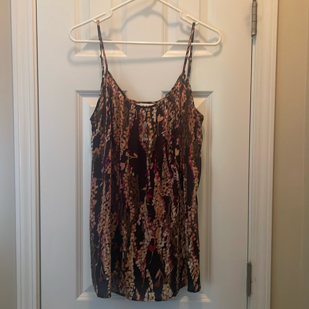 Gorgeous Cabi Down to Earth flowy tank Large